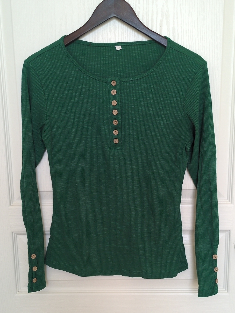 Women’s Green Long-Sleeve Henley Top